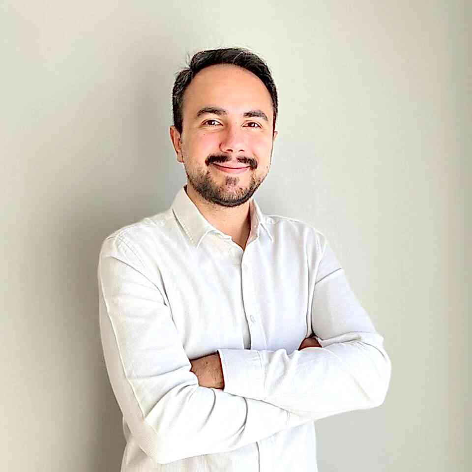 Emre Bayrakçı